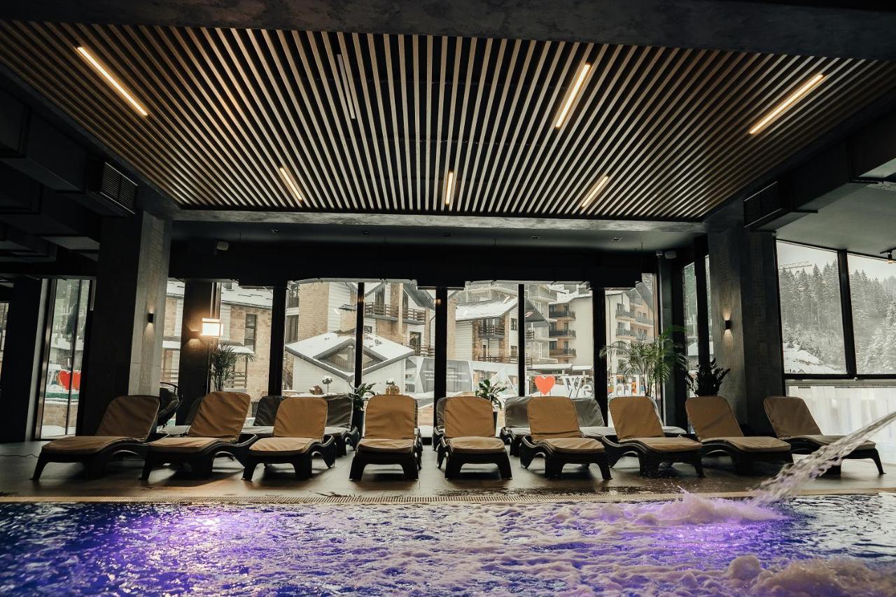 Westhills Cottage Town & Spa Bukovel Exteriör bild