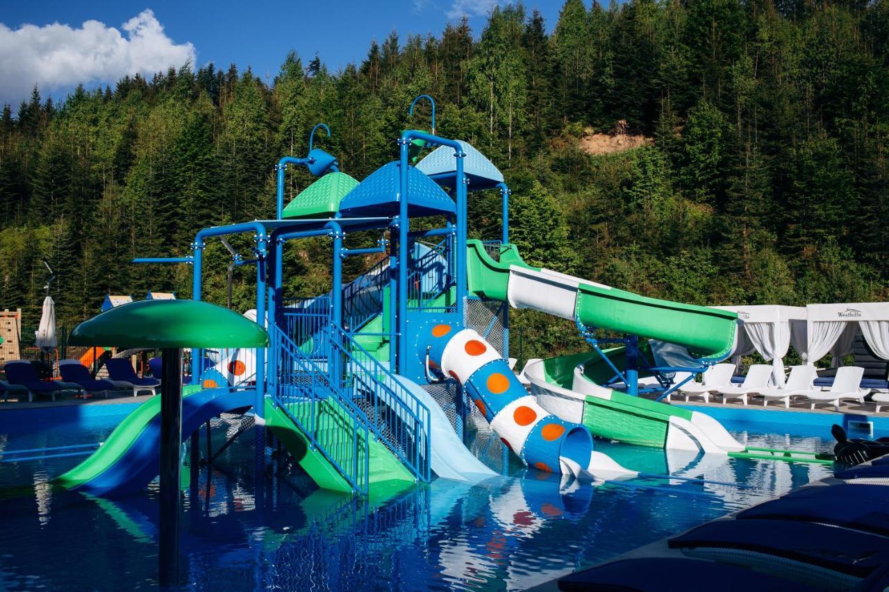 Westhills Cottage Town & Spa Bukovel Exteriör bild