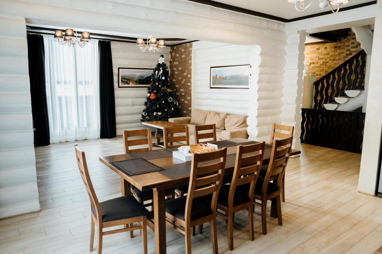 Westhills Cottage Town & Spa Bukovel Exteriör bild