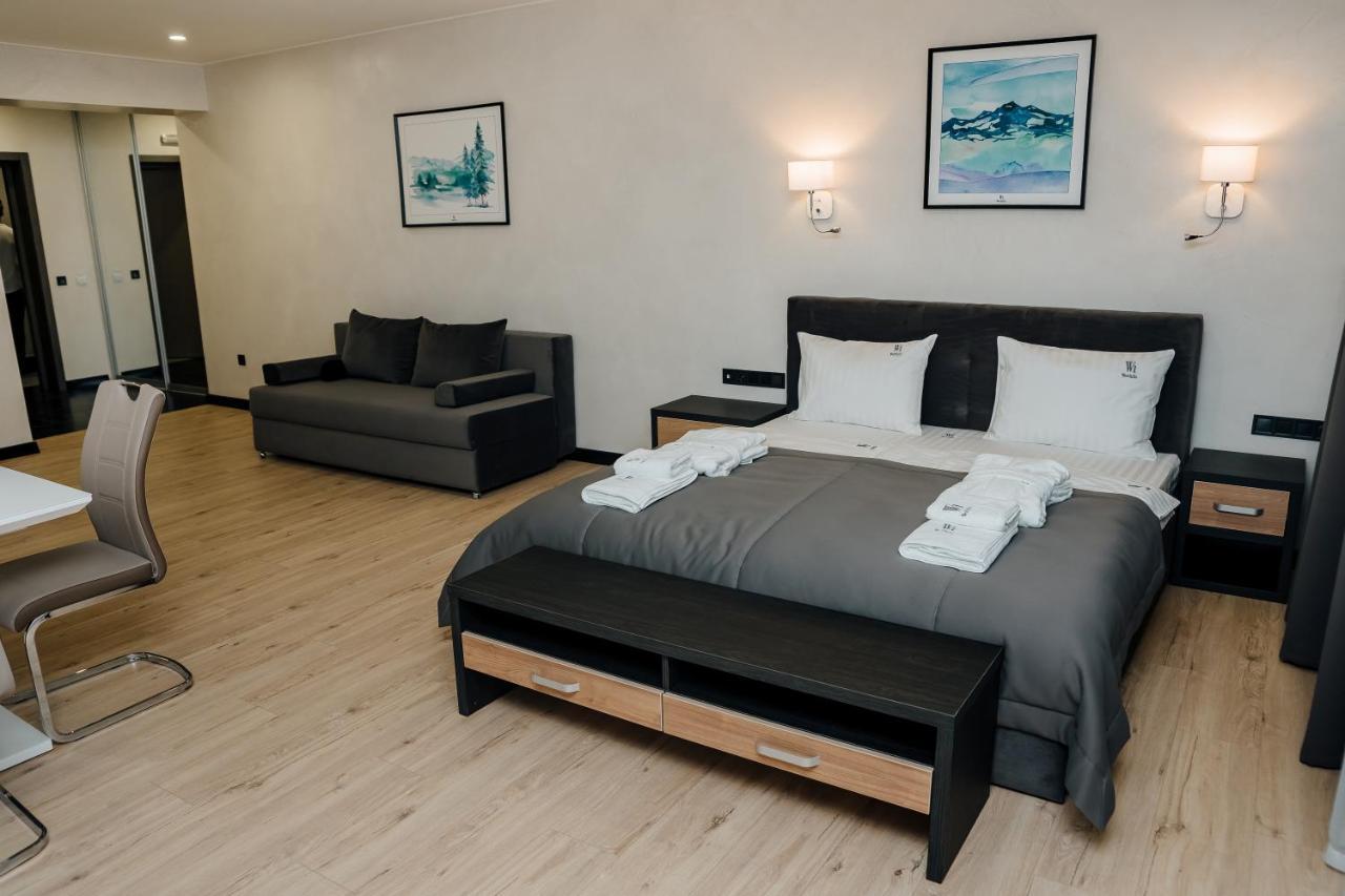 Westhills Cottage Town & Spa Bukovel Exteriör bild
